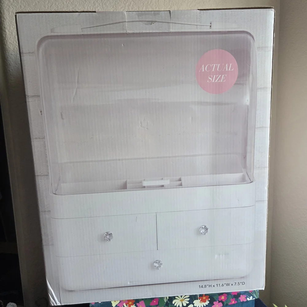 NEW!!Makeup/Skincare Organizing Case